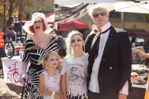 The same zombie family poses again a moment later.
